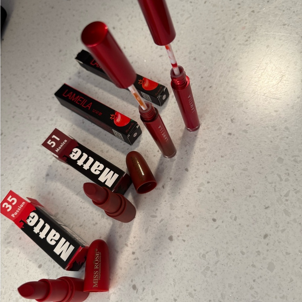 Matte Lipstick Set - Passion Red & Chocolate Brown